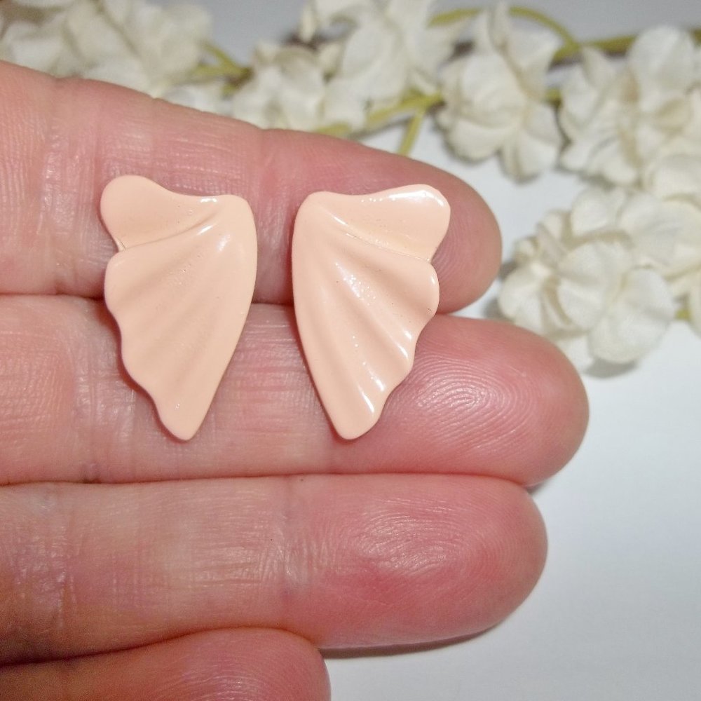 Vintage Peach Post Stud Earrings Fan Shape 4204